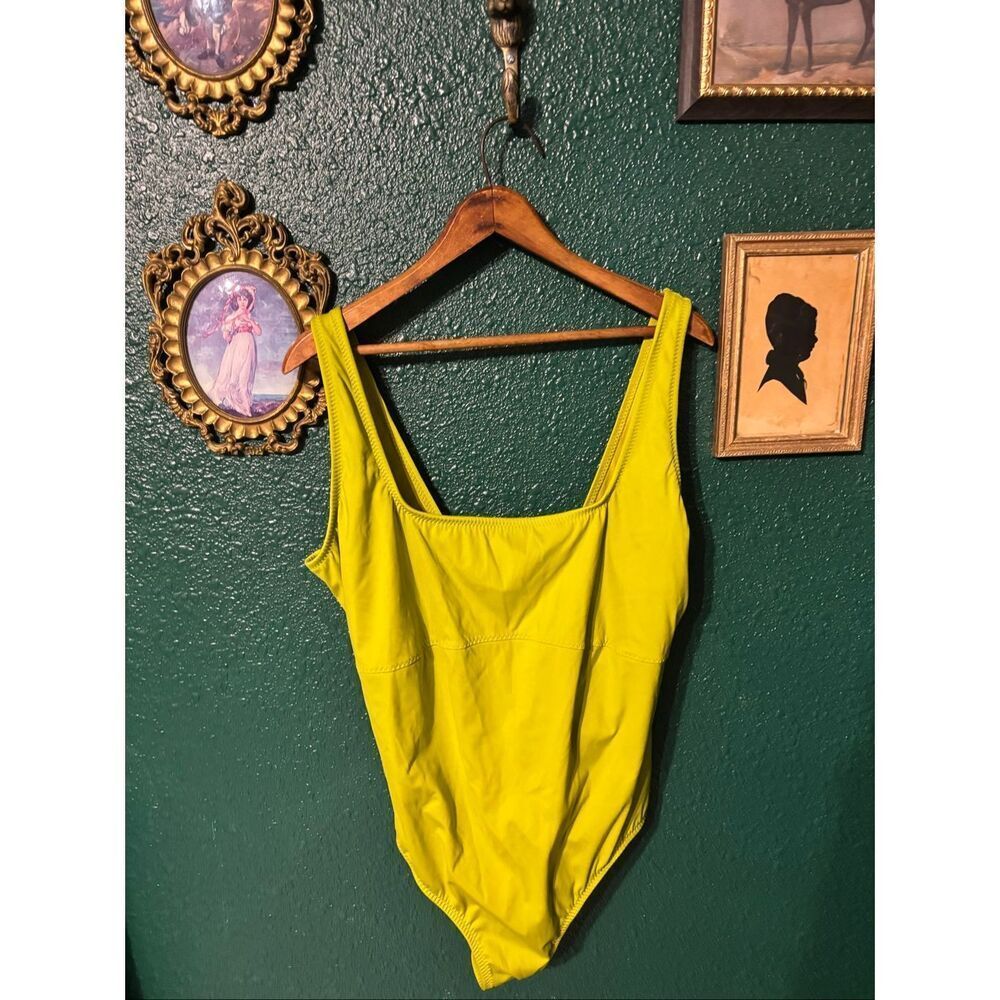 Fabletics Green One Piece Swimsuit Sz XXL/1X